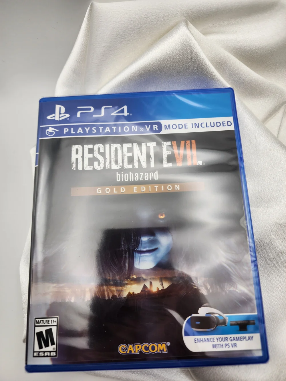 Sony PS4 Resident Evil 7 Biohazard Gold Edition - Blue Case